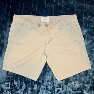 American Eagle • size 6